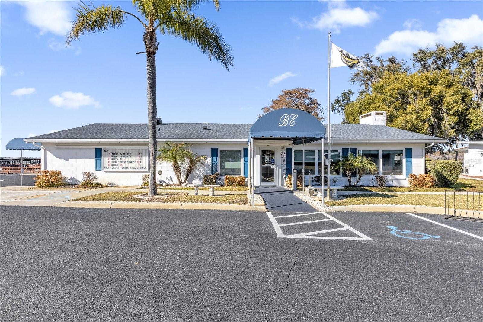 113 TROPICAL LN, LEESBURG, FL, 34748