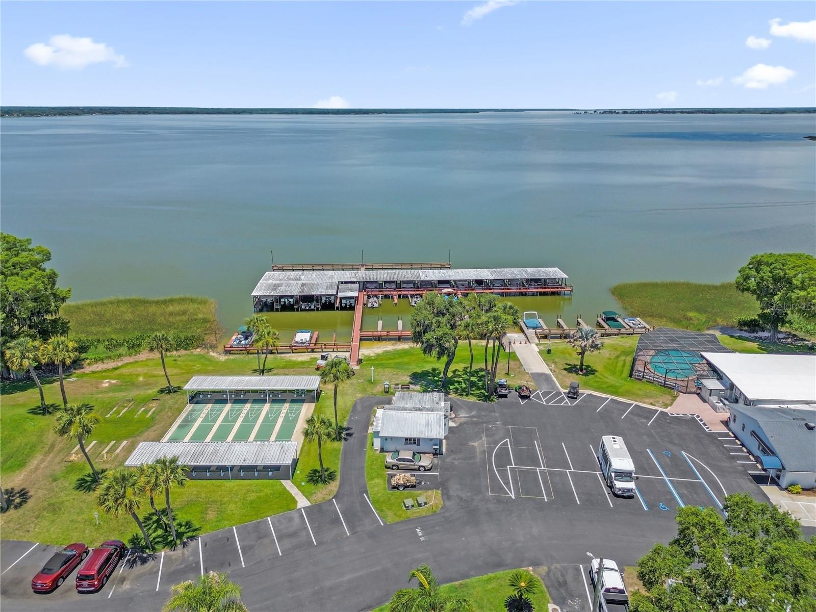 113 TROPICAL LN, LEESBURG, FL, 34748
