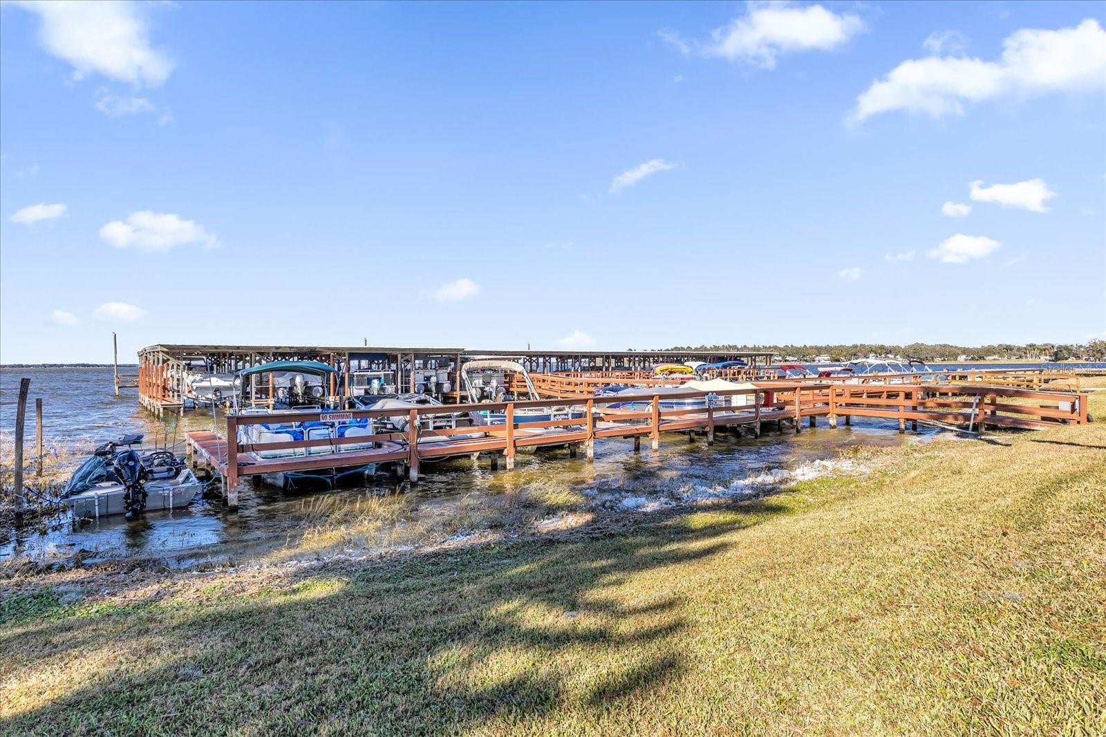 113 TROPICAL LN, LEESBURG, FL, 34748