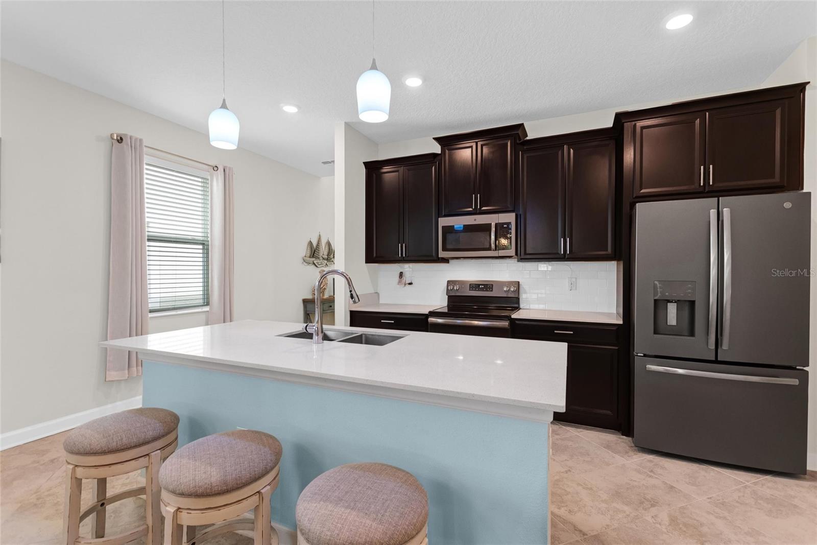 1045 BLACKWOLF RUN RD, DAVENPORT, FL, 33896