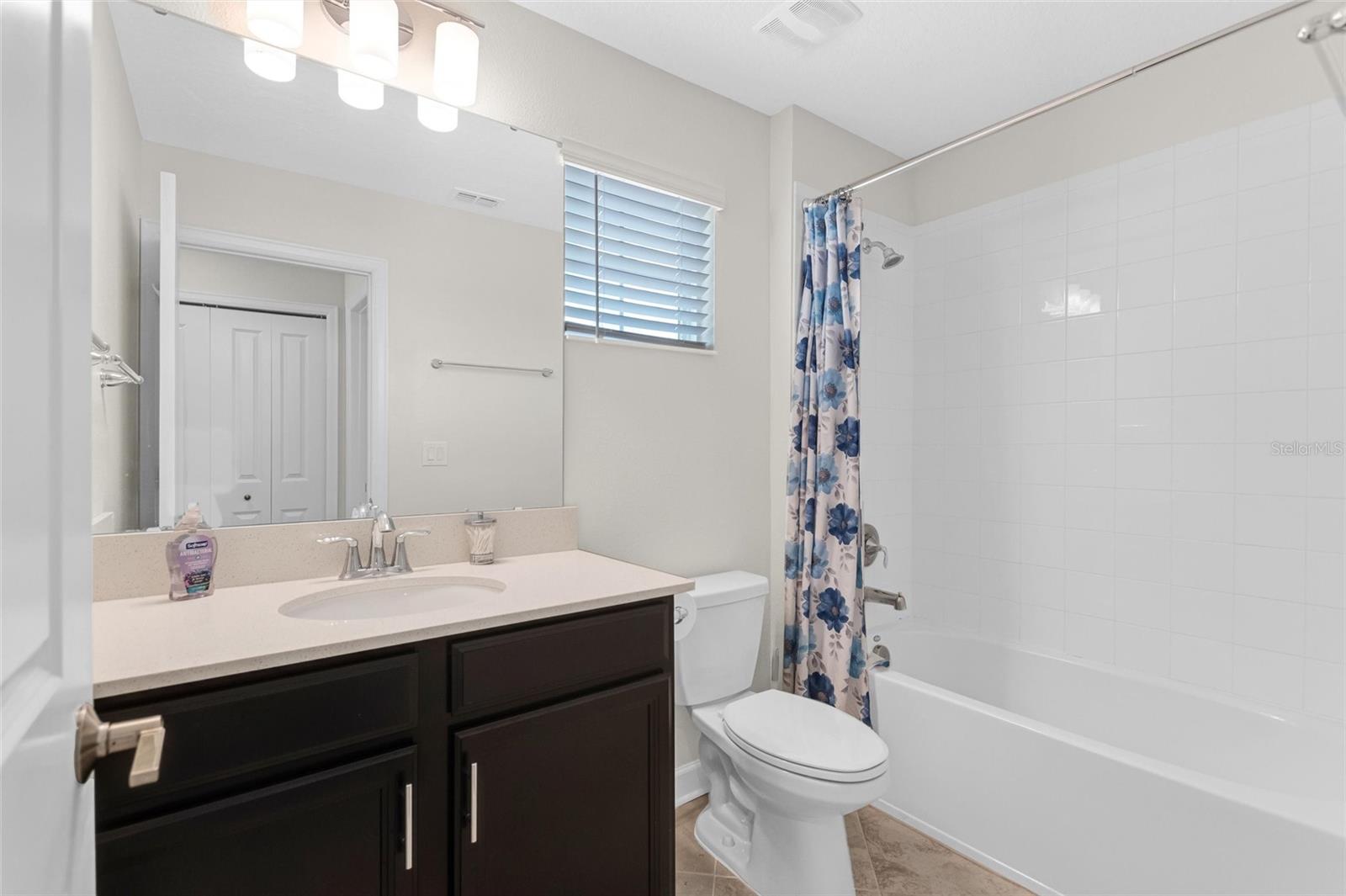 1045 BLACKWOLF RUN RD, DAVENPORT, FL, 33896