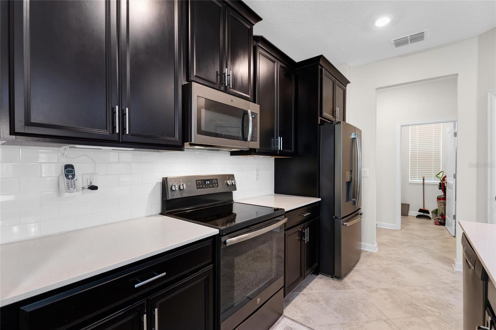 1045 BLACKWOLF RUN RD, DAVENPORT, FL, 33896