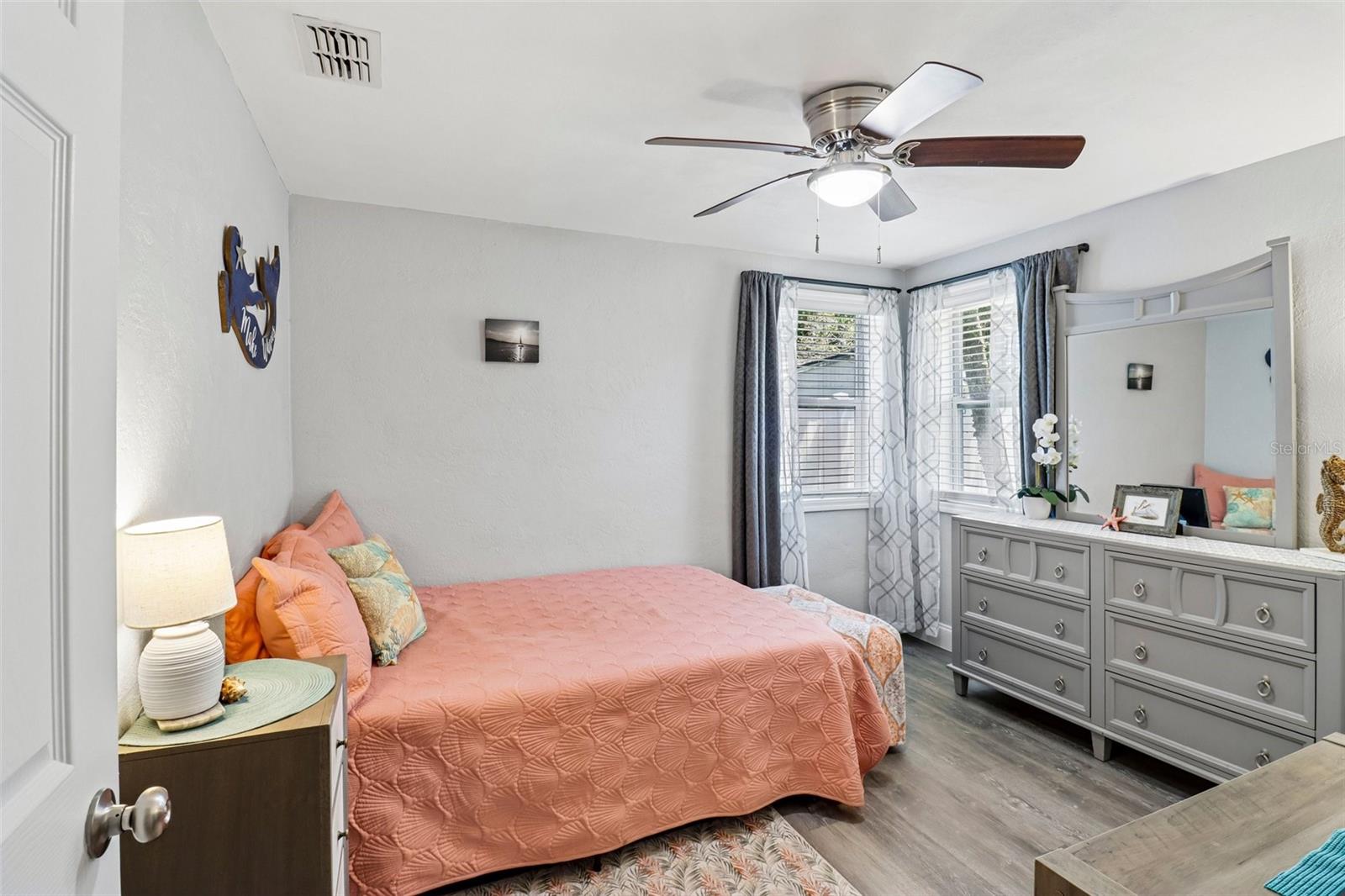 400 S RIDGEWOOD AVE, ORMOND BEACH, FL, 32174