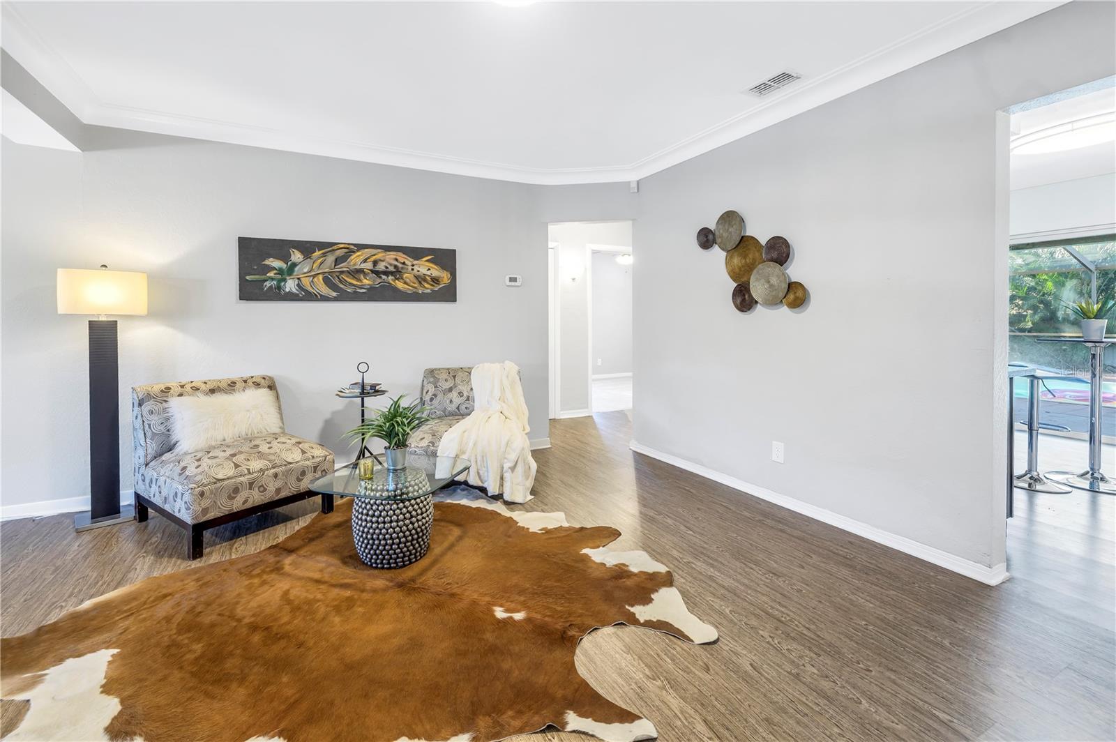 610 CORDOVA BLVD NE, ST PETERSBURG, FL, 33704