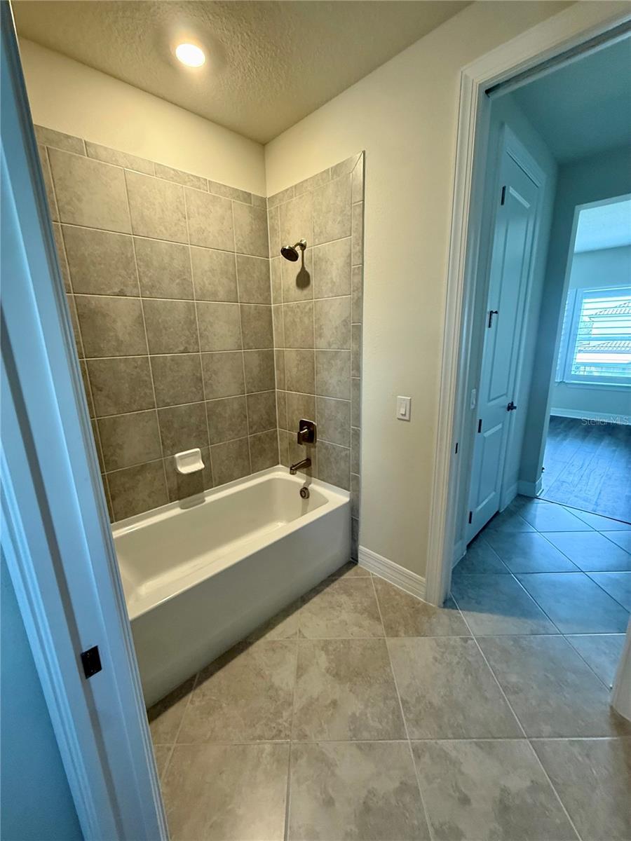 8441 PARK CLIFF WAY, ORLANDO, FL, 32836