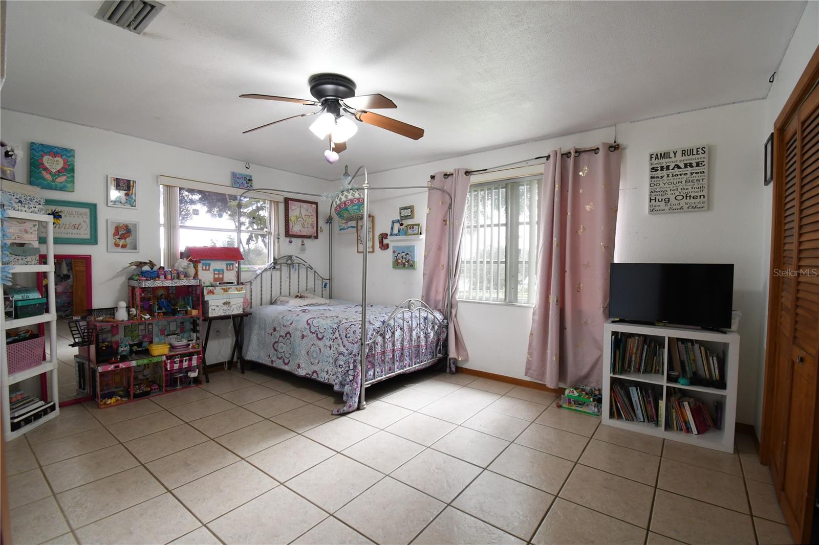 4107 DOVE VALLEY LN, LADY LAKE, FL, 32159