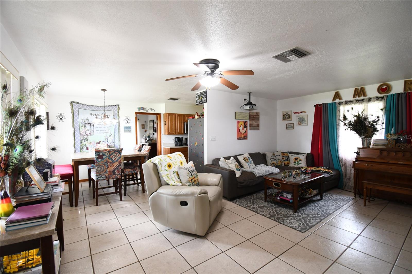 4107 DOVE VALLEY LN, LADY LAKE, FL, 32159