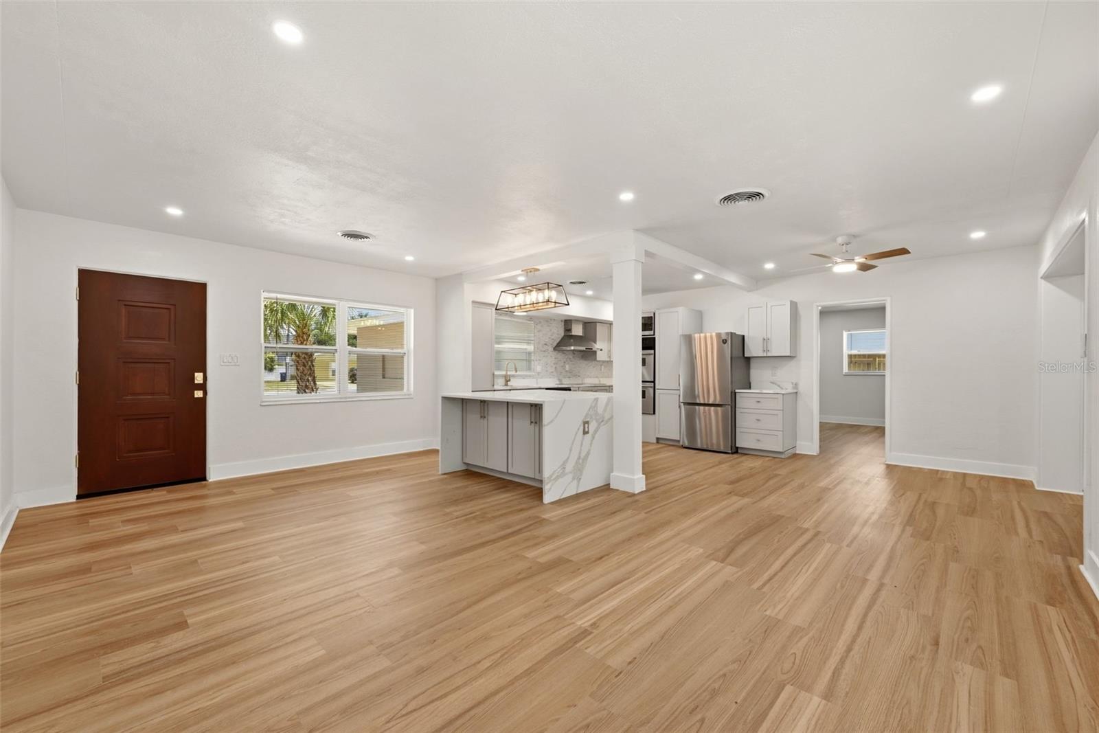 2440 66TH AVE S, ST PETERSBURG, FL, 33712