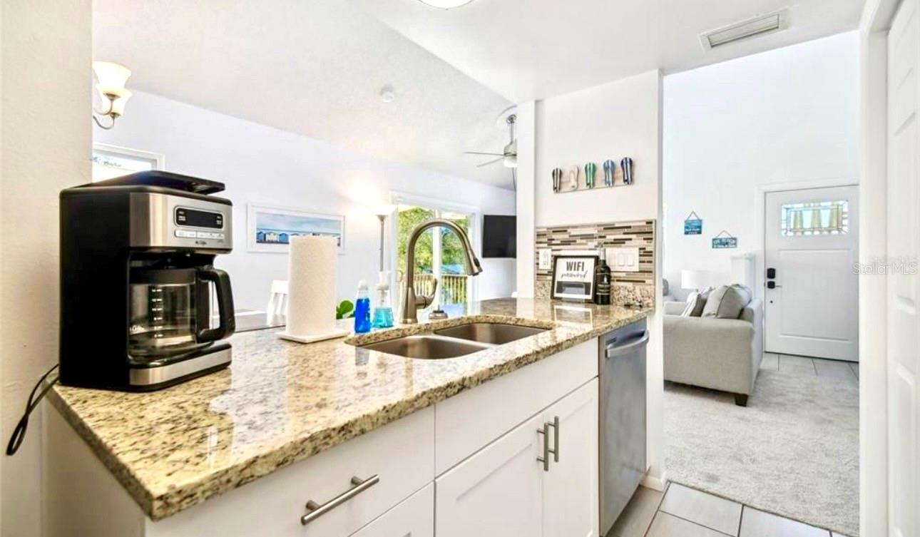 313 CRYSTAL BEACH AVE, CRYSTAL BEACH, FL, 34681