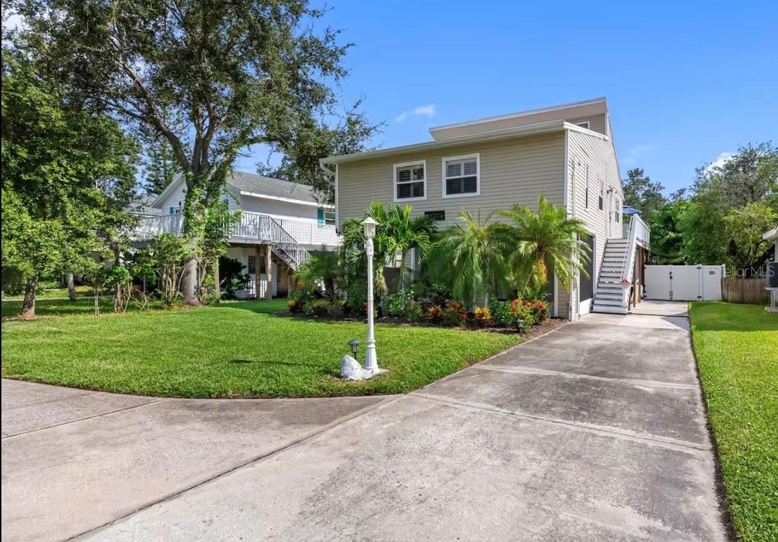 313 CRYSTAL BEACH AVE, CRYSTAL BEACH, FL, 34681