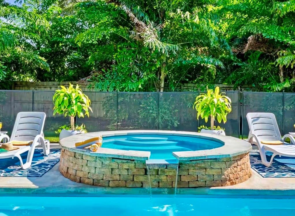 313 CRYSTAL BEACH AVE, CRYSTAL BEACH, FL, 34681