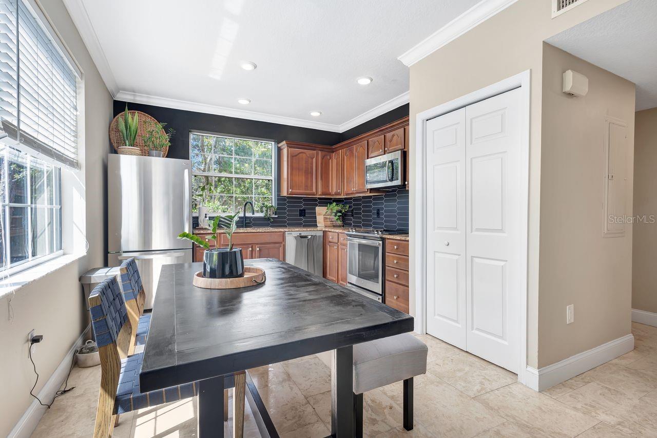 530 RYANS WOODS LN, PALM HARBOR, FL, 34683