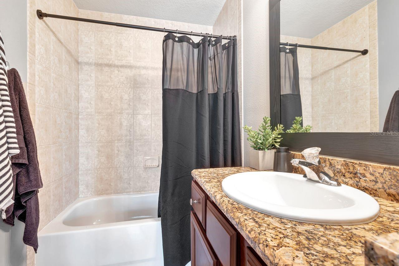 530 RYANS WOODS LN, PALM HARBOR, FL, 34683