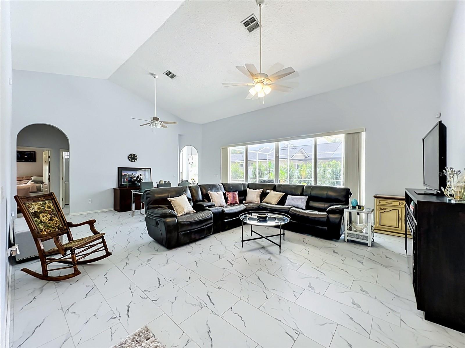 909 GROVESMERE LOOP, OCOEE, FL, 34761