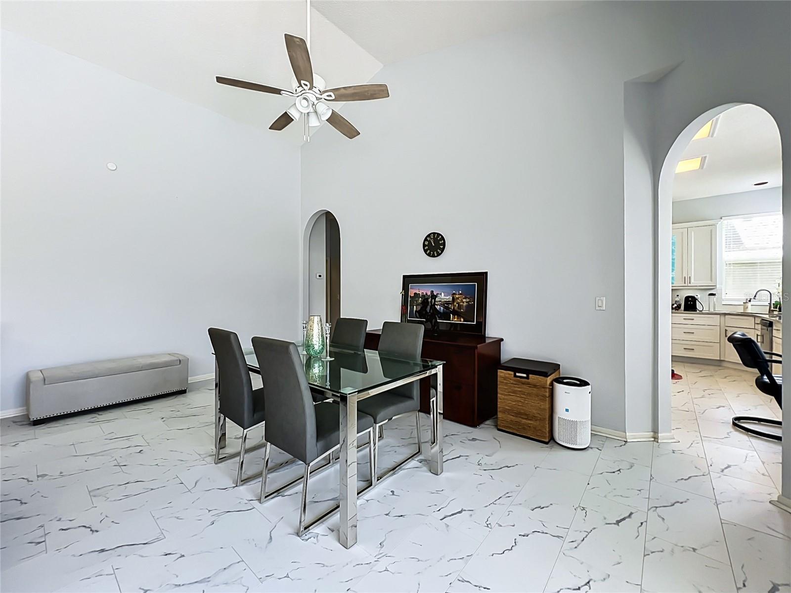 909 GROVESMERE LOOP, OCOEE, FL, 34761