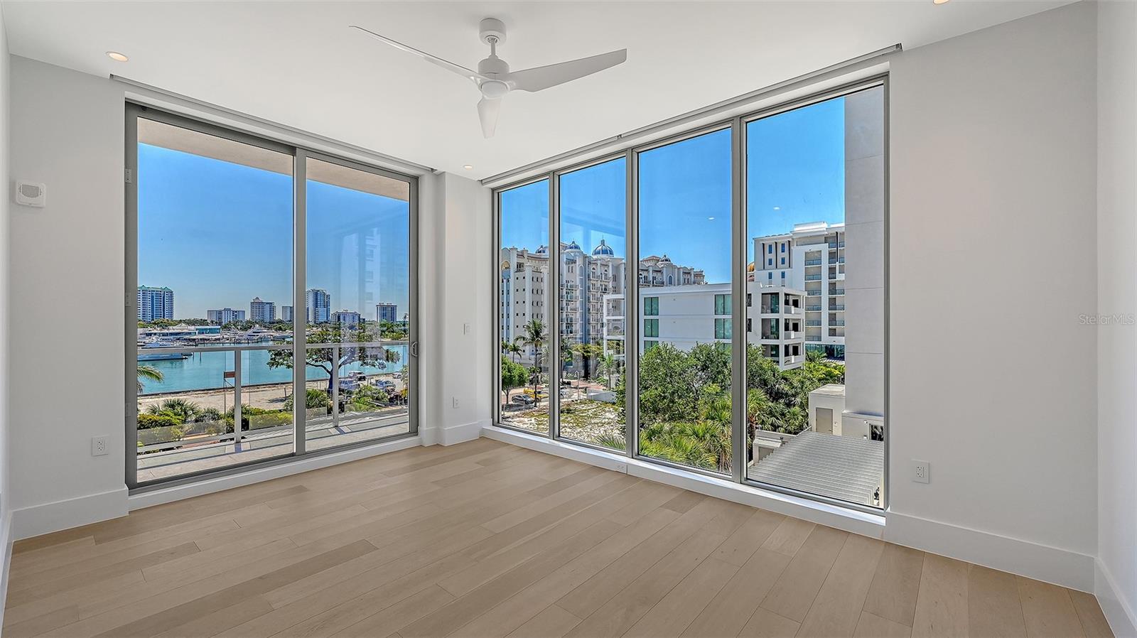 253 GOLDEN GATE PT #401, SARASOTA, FL, 34236