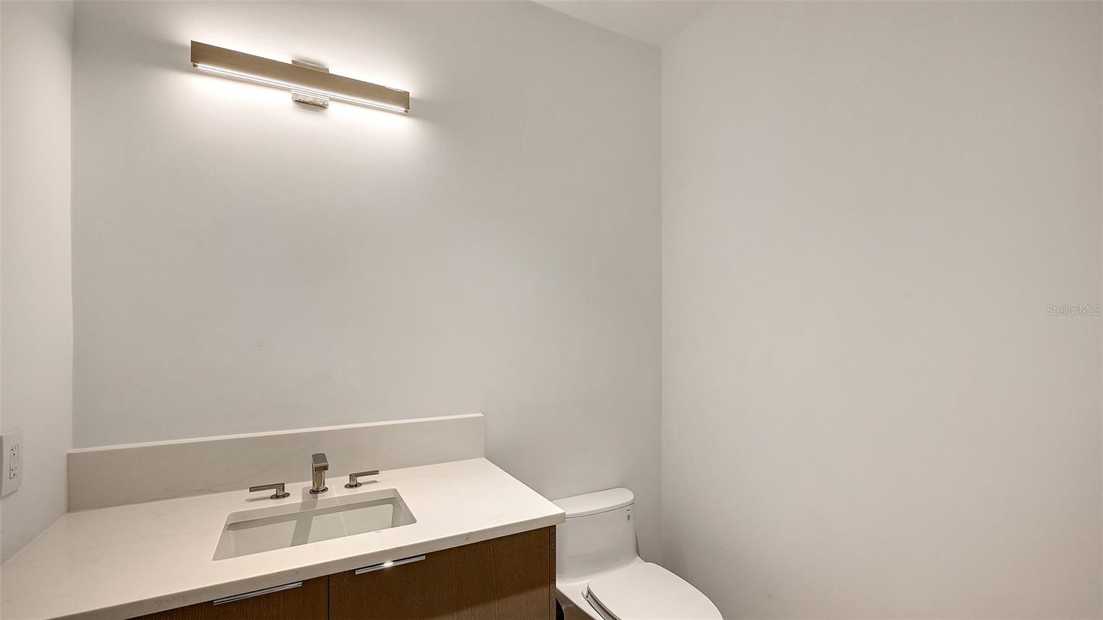 253 GOLDEN GATE PT #401, SARASOTA, FL, 34236