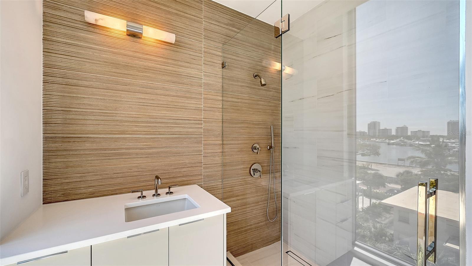 253 GOLDEN GATE PT #401, SARASOTA, FL, 34236