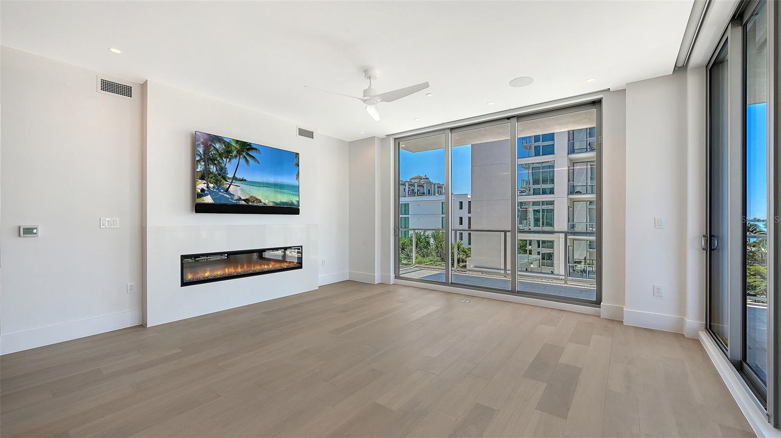 253 GOLDEN GATE PT #401, SARASOTA, FL, 34236