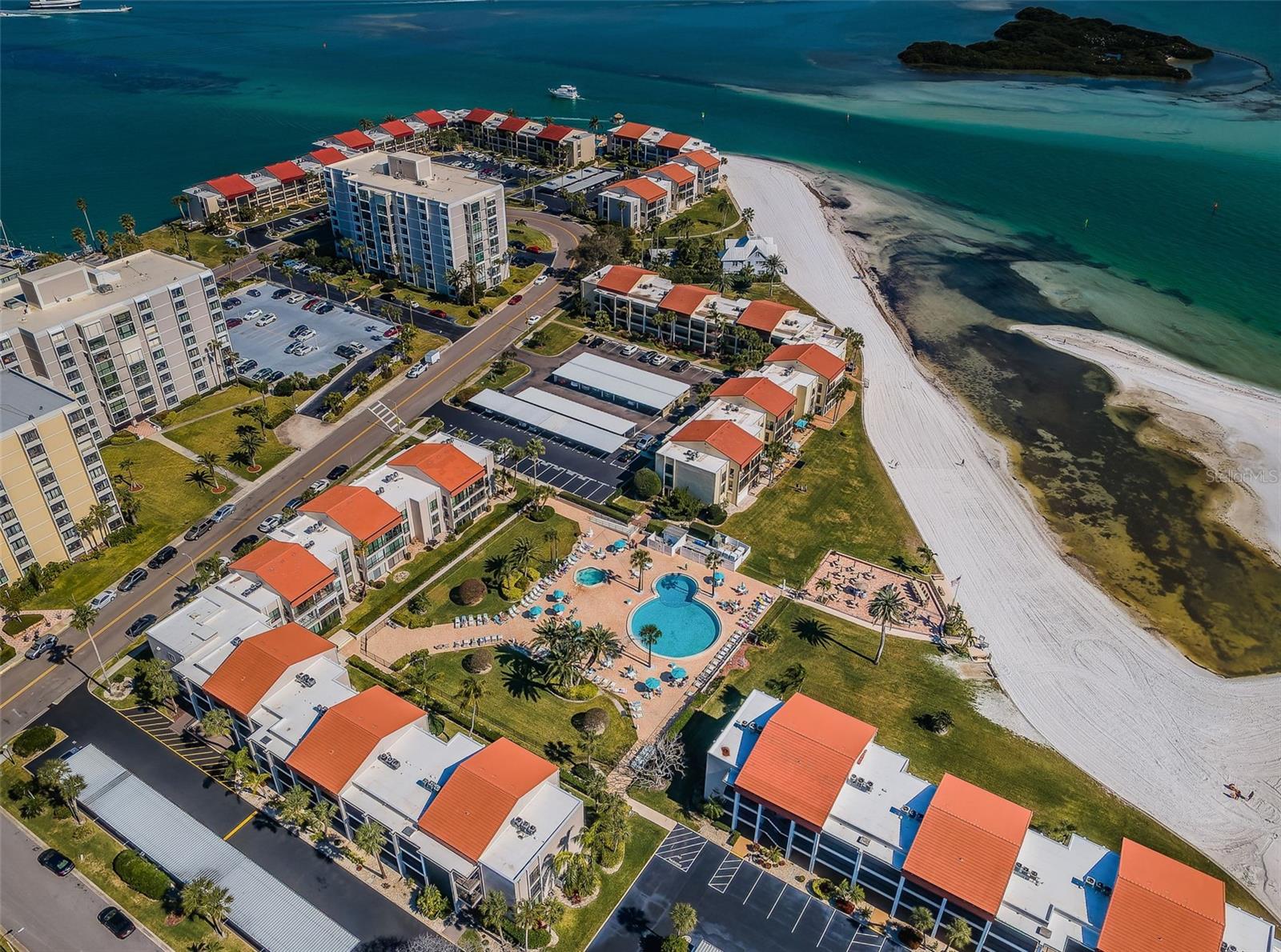 855 BAYWAY BLVD #708, CLEARWATER BEACH, FL, 33767