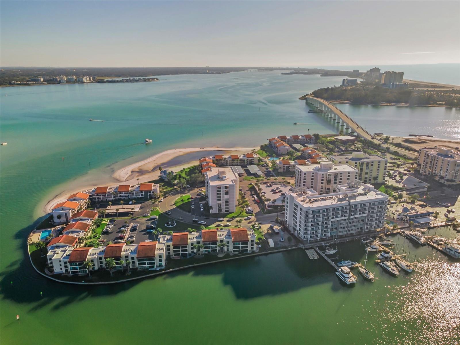 855 BAYWAY BLVD #708, CLEARWATER BEACH, FL, 33767