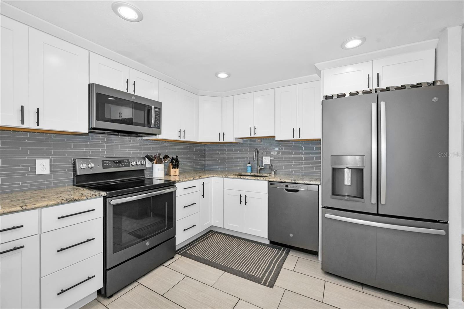 855 BAYWAY BLVD #708, CLEARWATER BEACH, FL, 33767