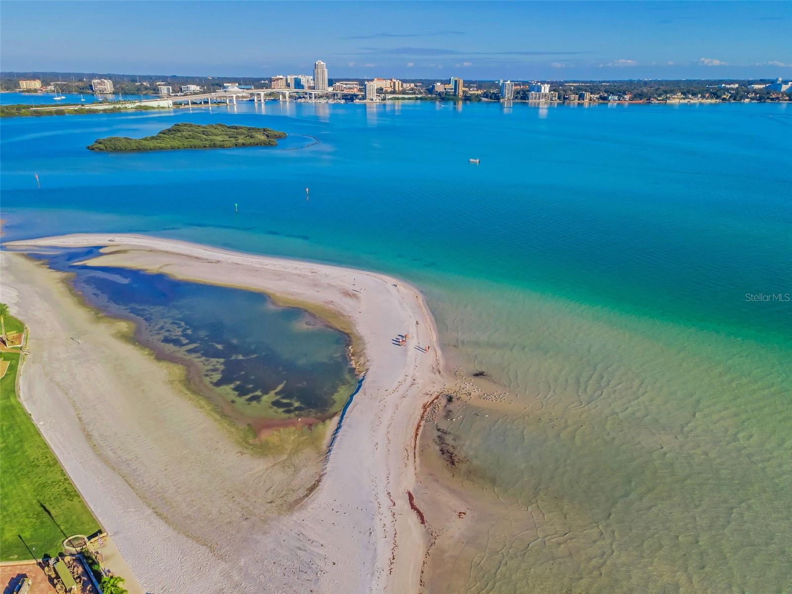 855 BAYWAY BLVD #708, CLEARWATER BEACH, FL, 33767