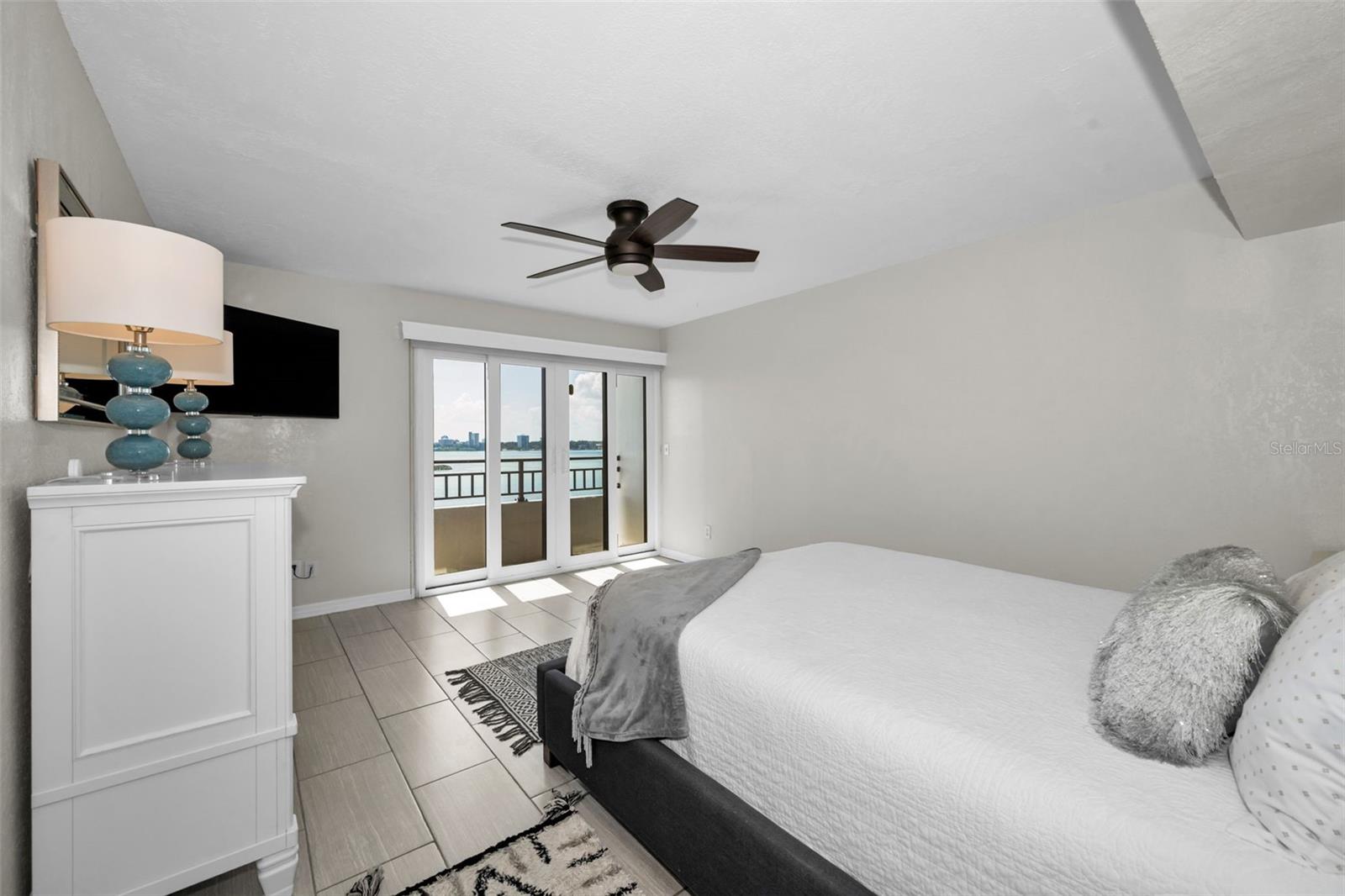 855 BAYWAY BLVD #708, CLEARWATER BEACH, FL, 33767