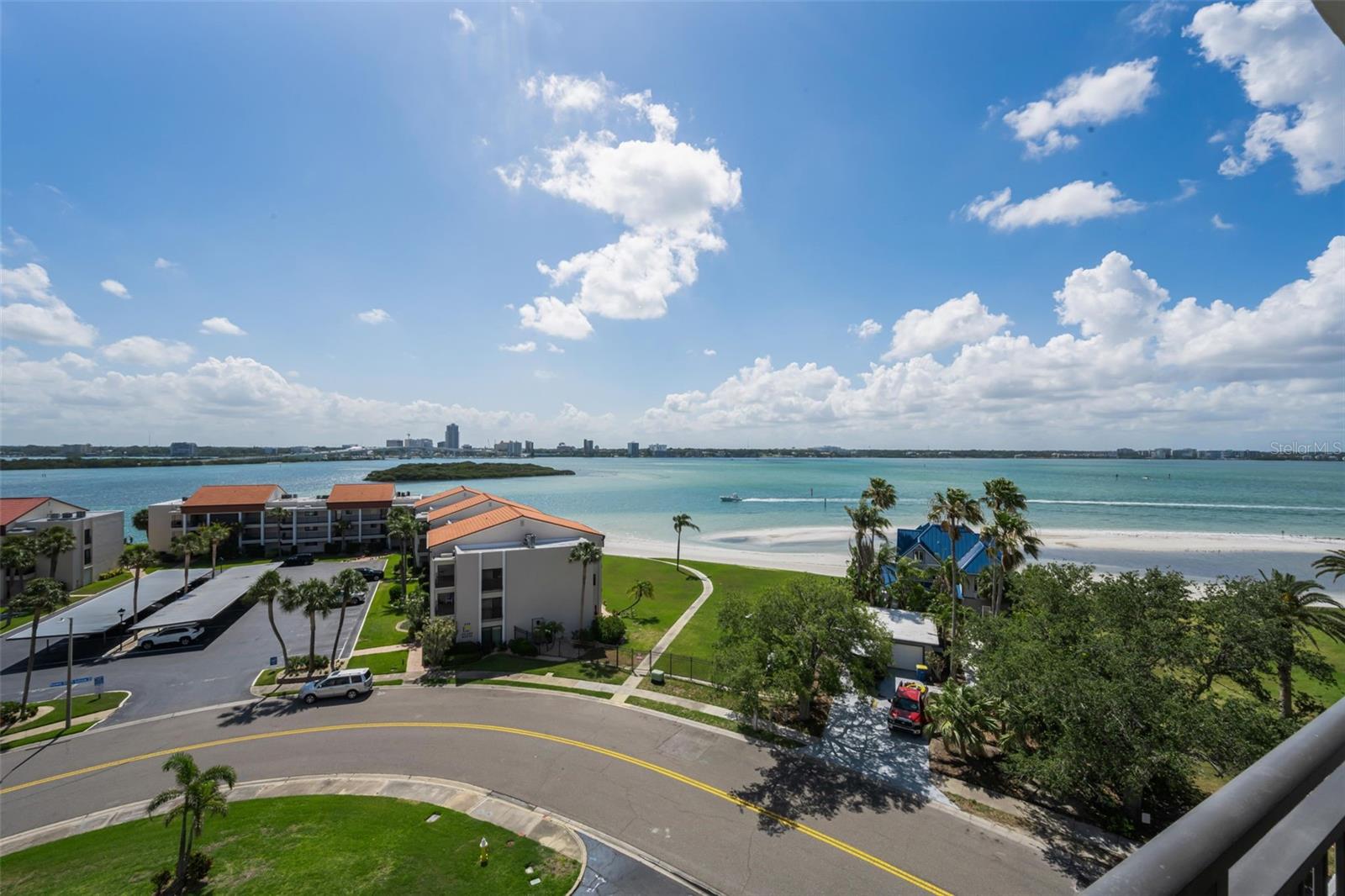 855 BAYWAY BLVD #708, CLEARWATER BEACH, FL, 33767