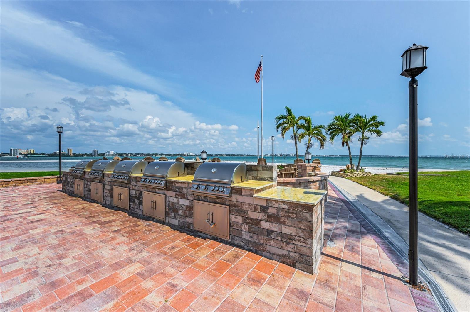 855 BAYWAY BLVD #708, CLEARWATER BEACH, FL, 33767