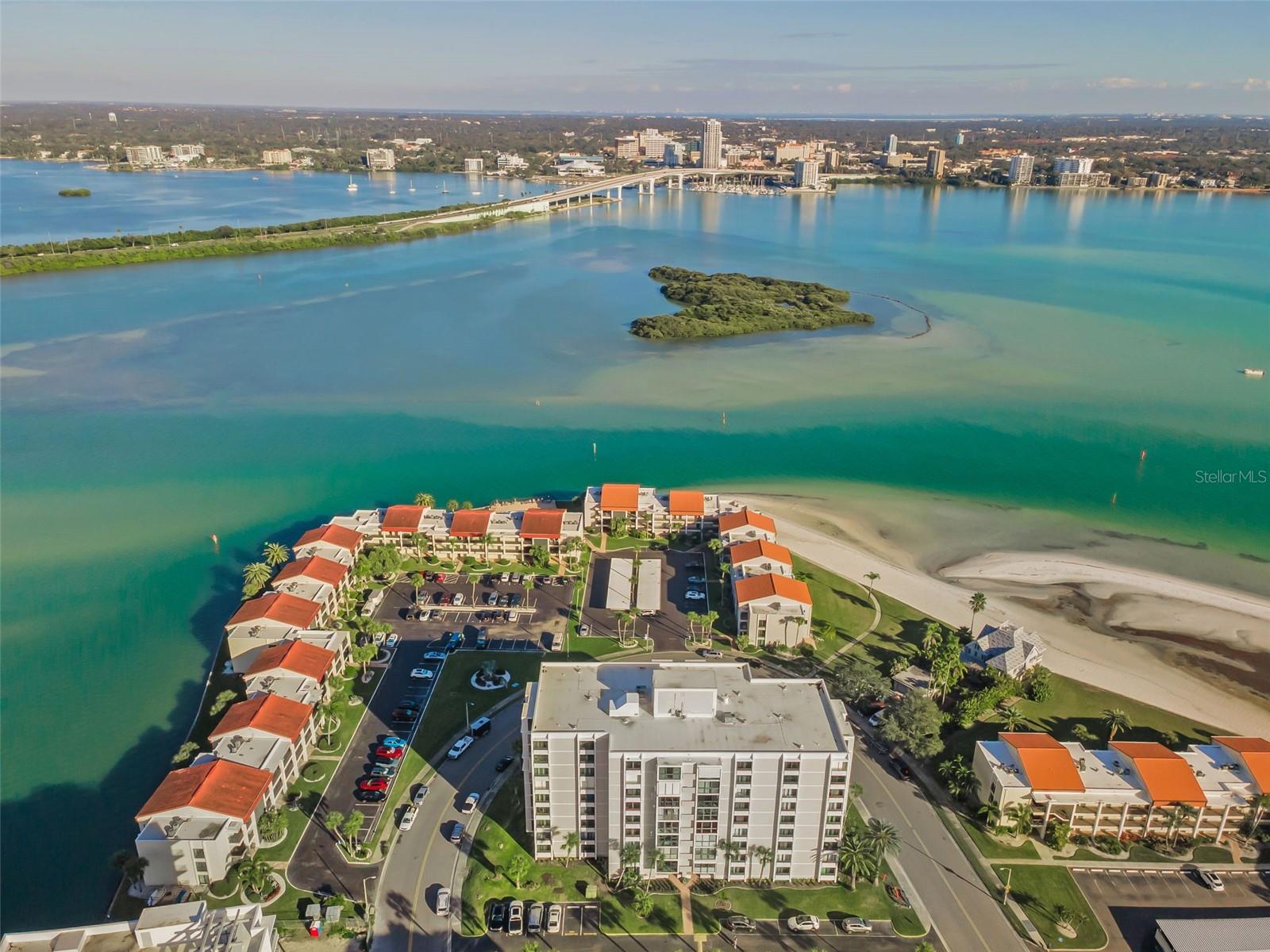 855 BAYWAY BLVD #708, CLEARWATER BEACH, FL, 33767