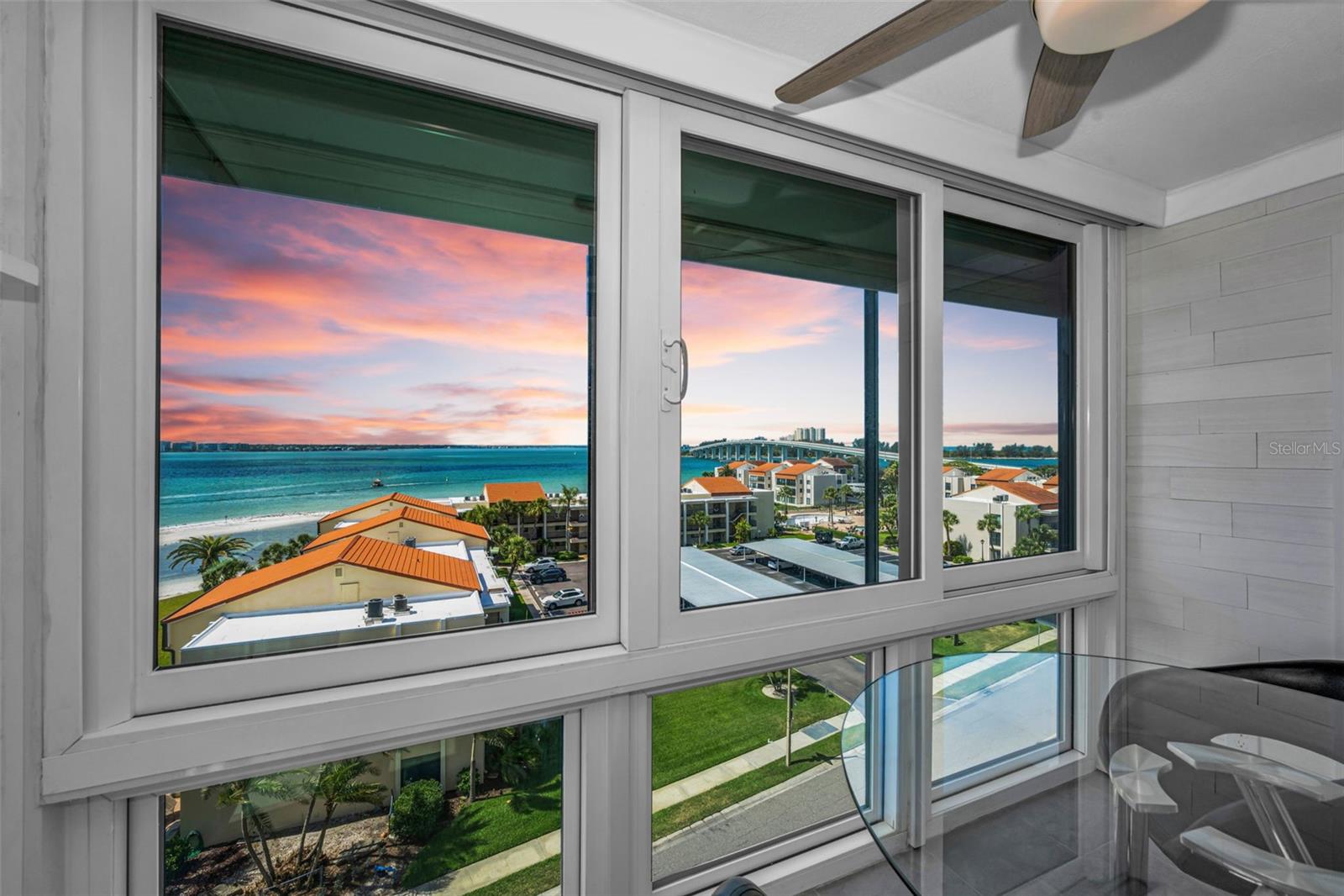 855 BAYWAY BLVD #708, CLEARWATER BEACH, FL, 33767