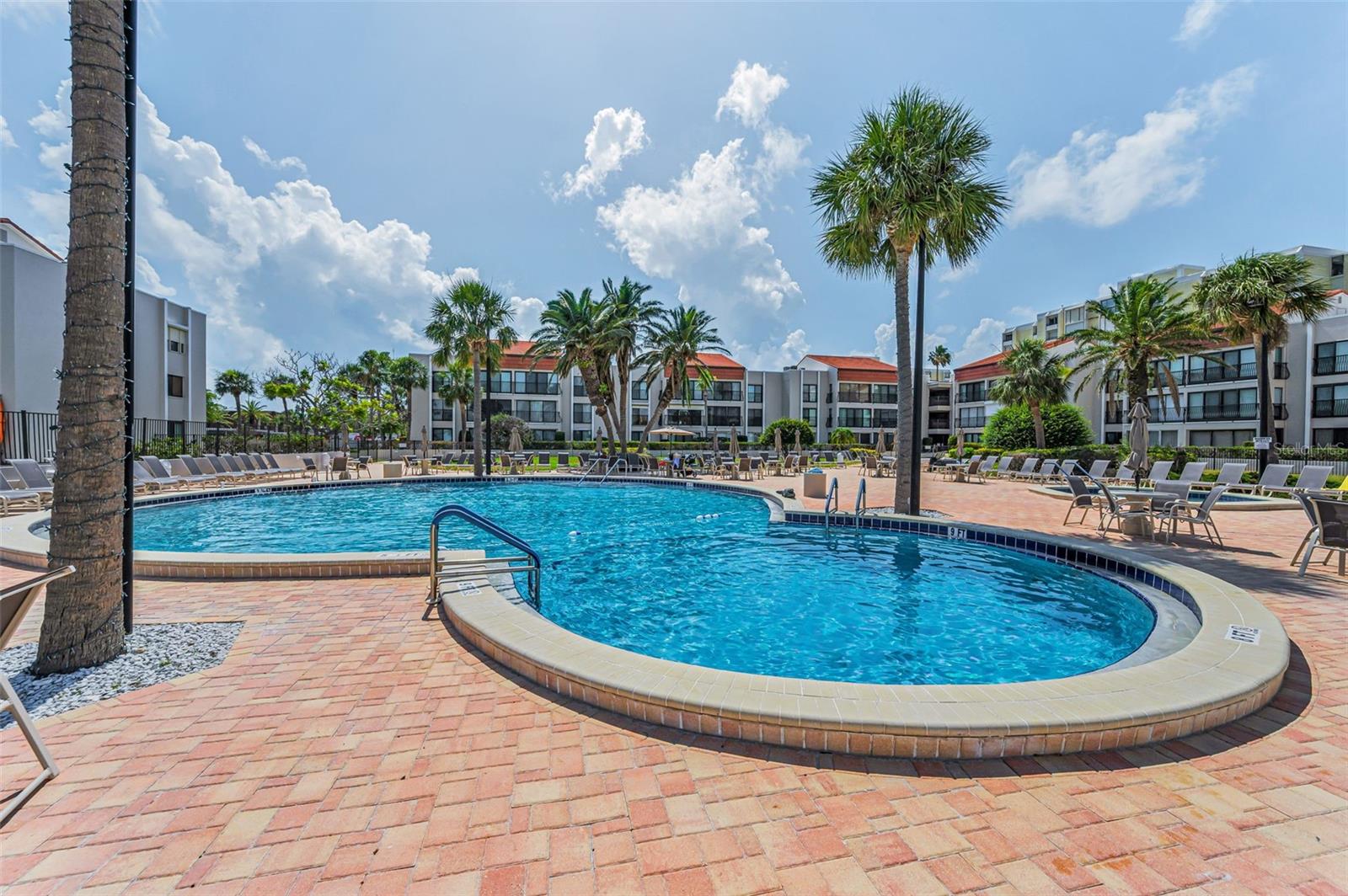 855 BAYWAY BLVD #708, CLEARWATER BEACH, FL, 33767