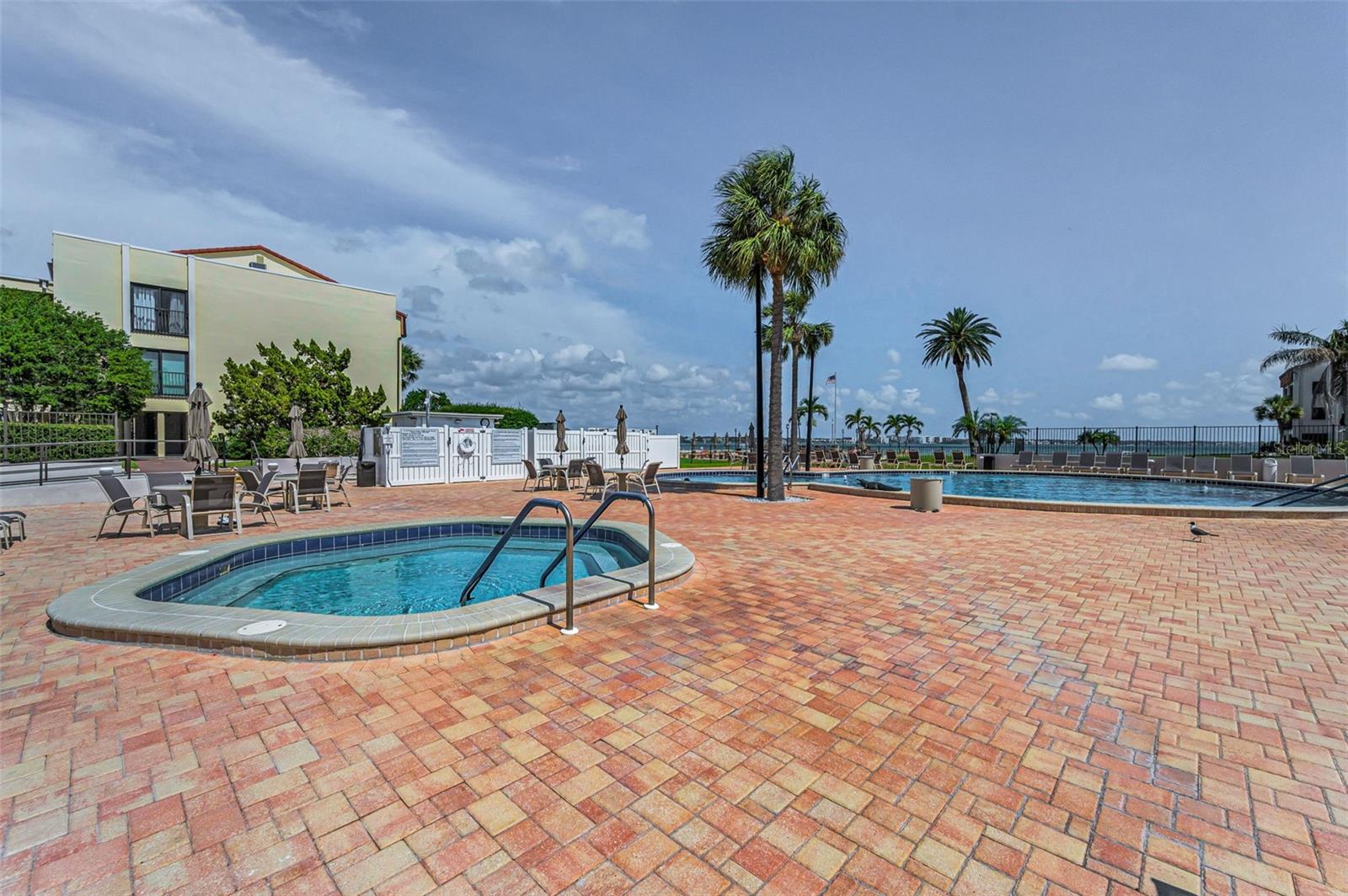 855 BAYWAY BLVD #708, CLEARWATER BEACH, FL, 33767