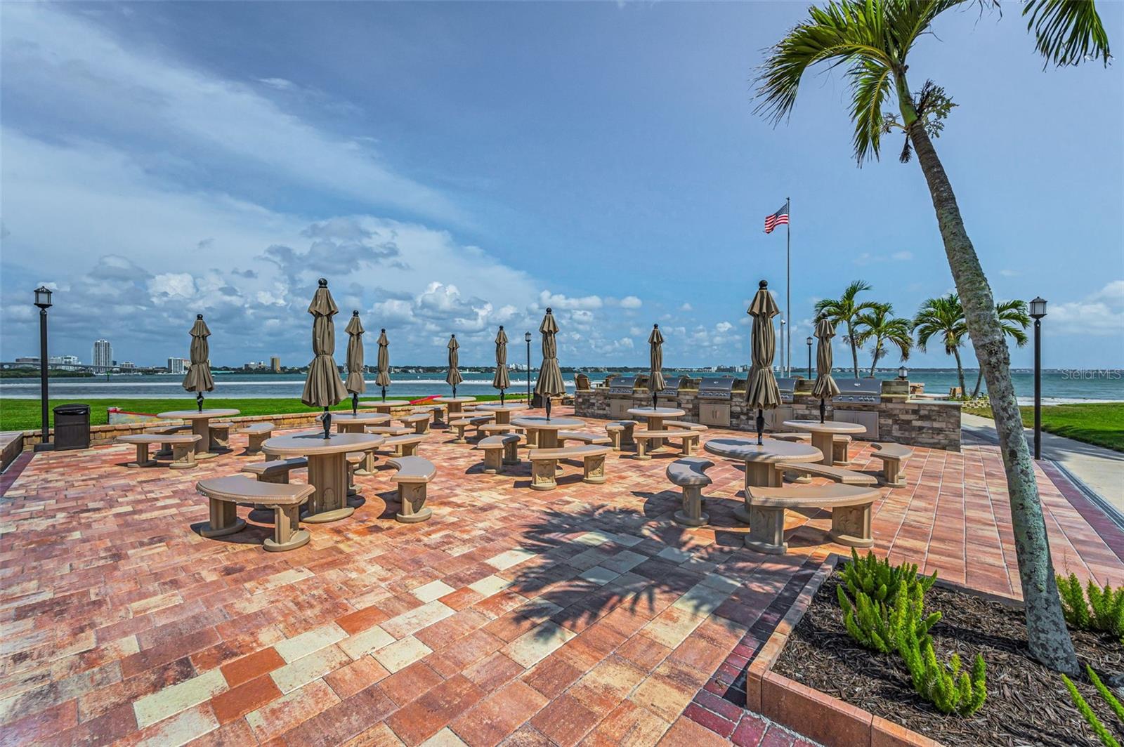 855 BAYWAY BLVD #708, CLEARWATER BEACH, FL, 33767