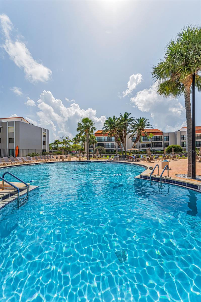 855 BAYWAY BLVD #708, CLEARWATER BEACH, FL, 33767