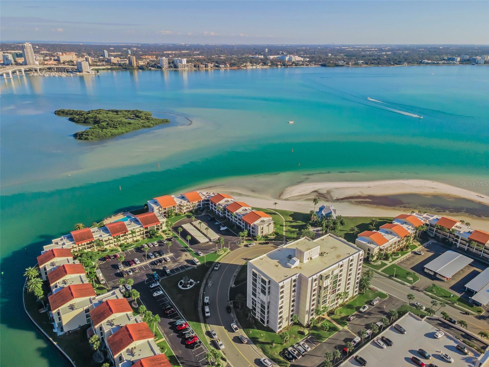 855 BAYWAY BLVD #708, CLEARWATER BEACH, FL, 33767