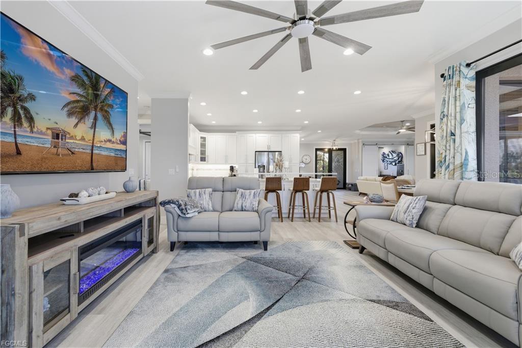 24319 CONTRA COSTA LN, PUNTA GORDA, FL, 33955