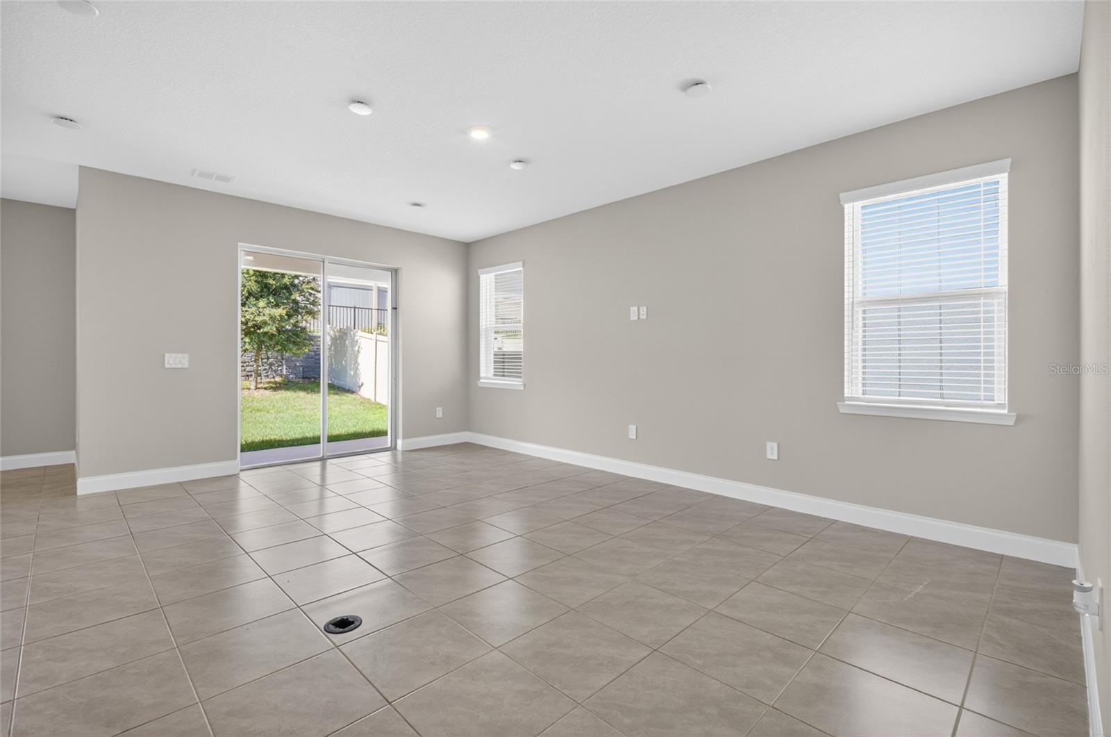 851 VINEYARD RIDGE RD NW, MINNEOLA, FL, 34715