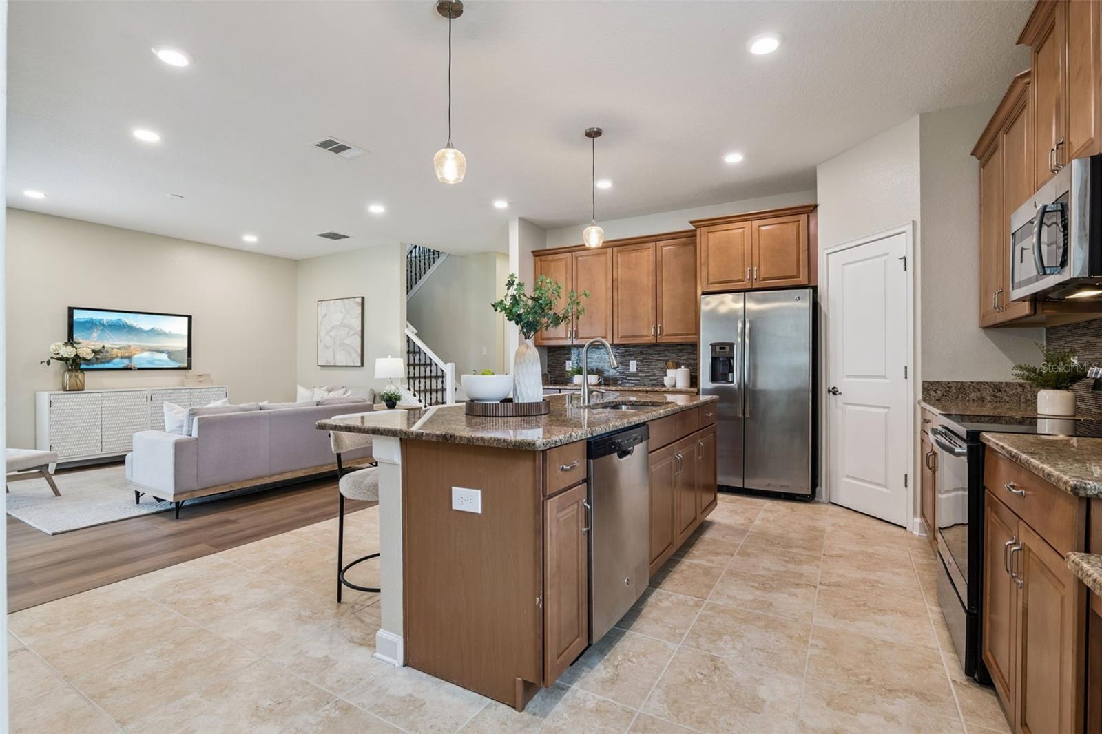 9893 PECAN HICKORY WAY, ORLANDO, FL, 32832