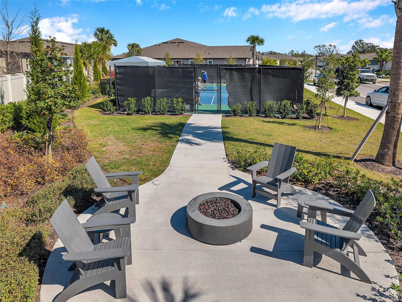 3747 LAUGHING DOVE AVE, SUN CITY CENTER, FL, 33573