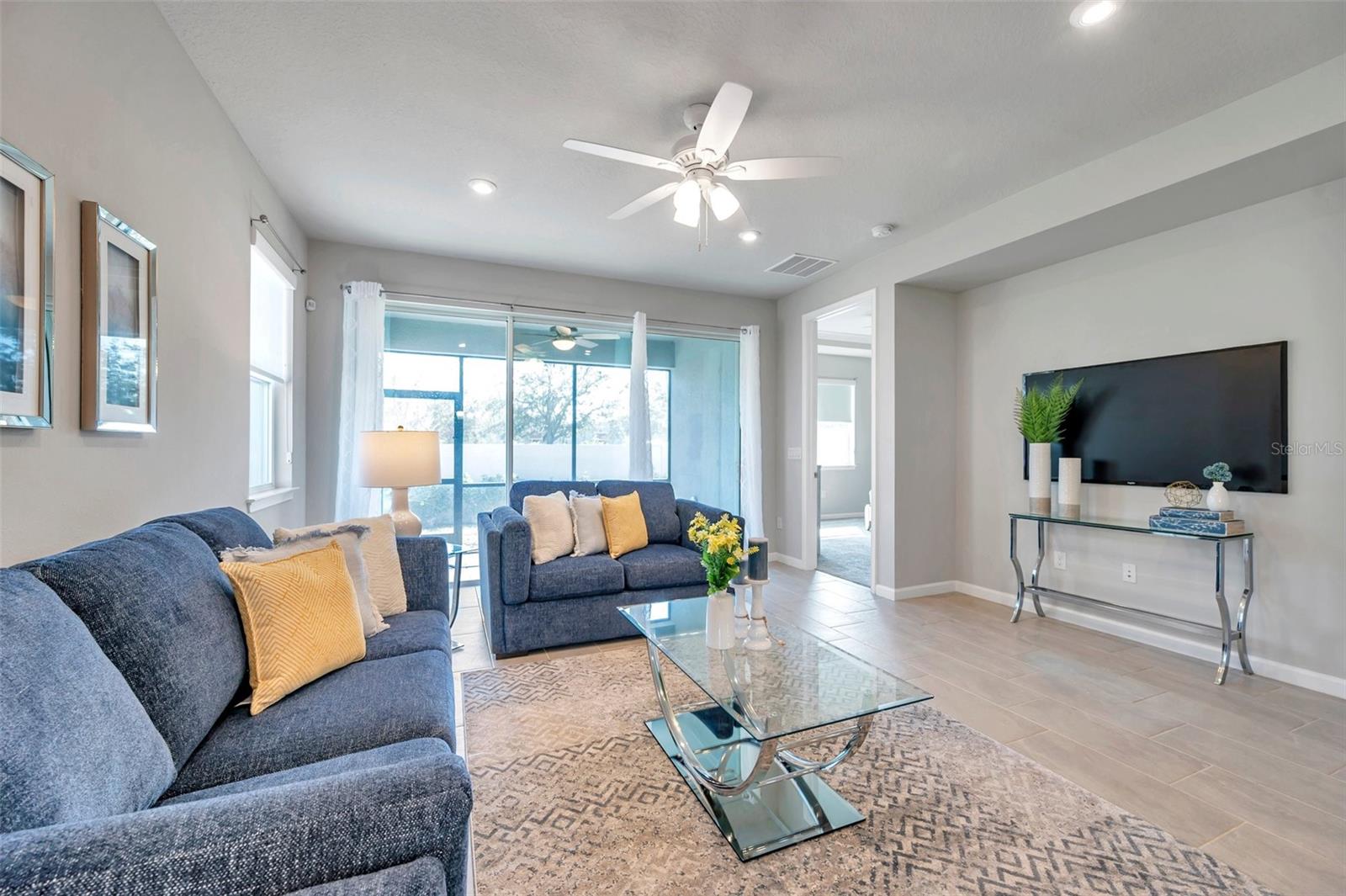 3747 LAUGHING DOVE AVE, SUN CITY CENTER, FL, 33573