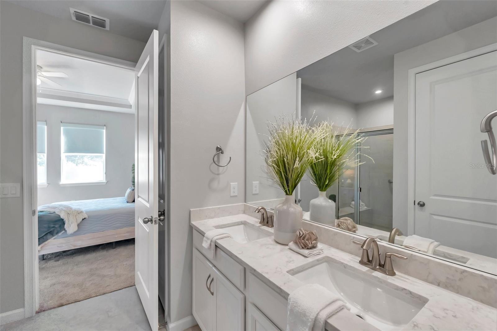 3747 LAUGHING DOVE AVE, SUN CITY CENTER, FL, 33573