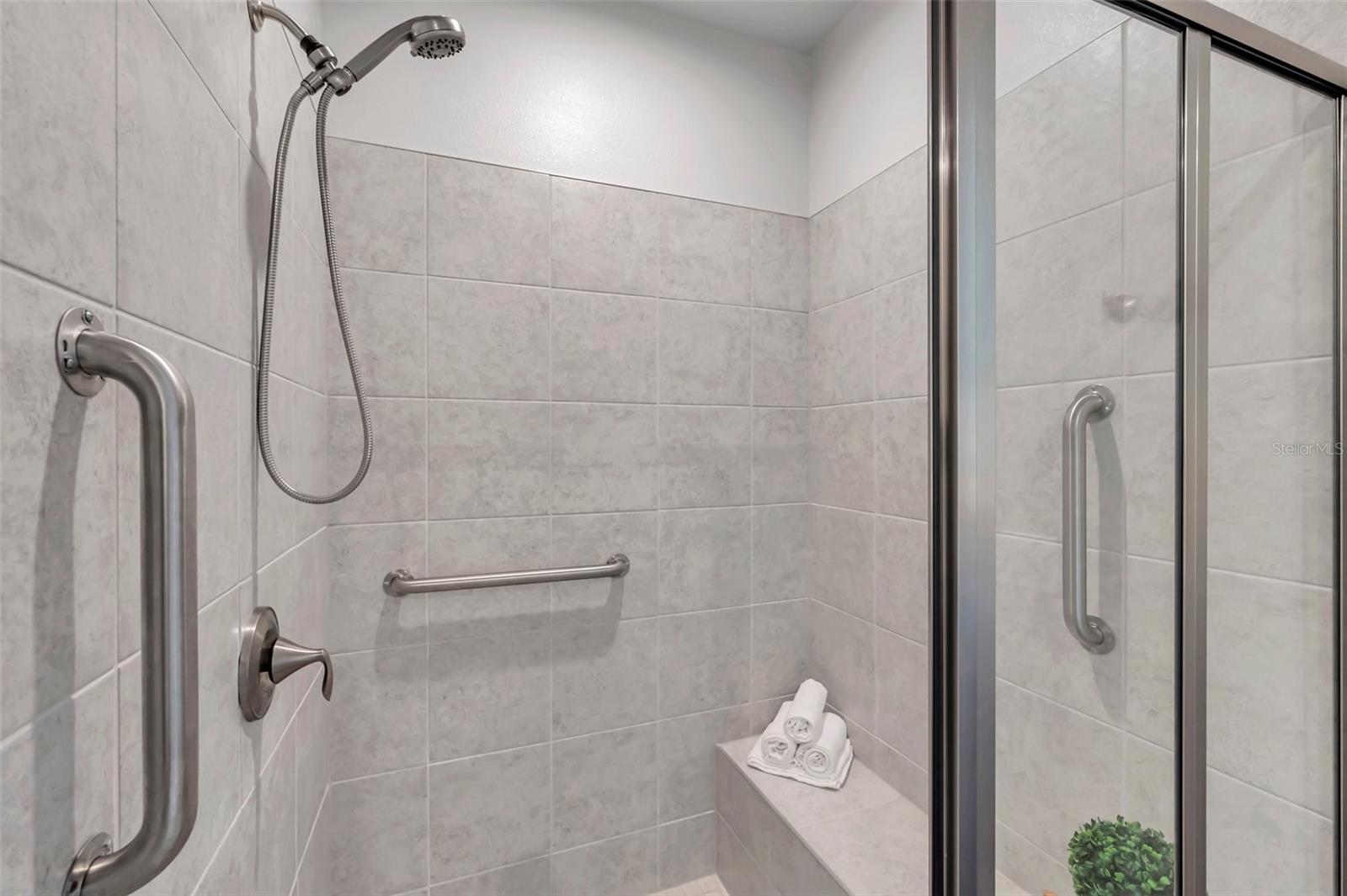 3747 LAUGHING DOVE AVE, SUN CITY CENTER, FL, 33573