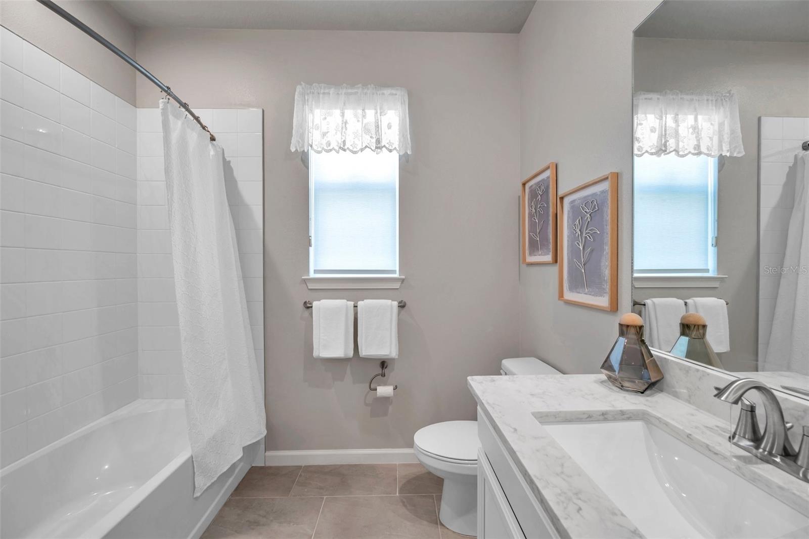 3747 LAUGHING DOVE AVE, SUN CITY CENTER, FL, 33573