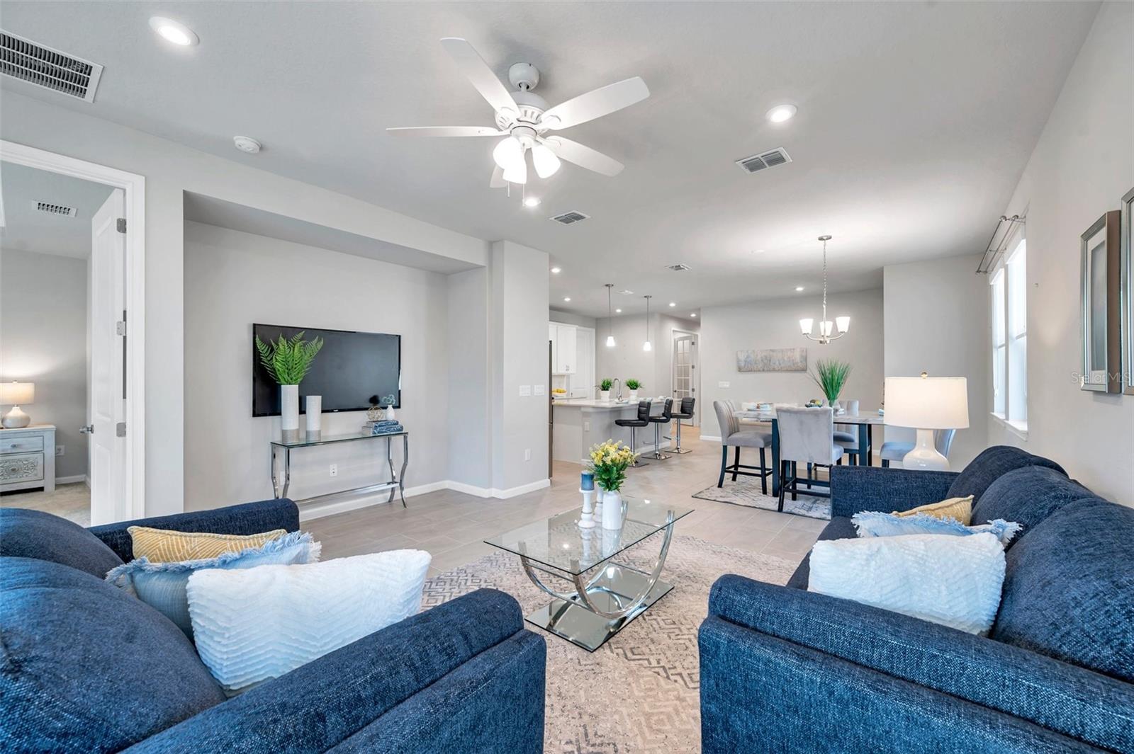 3747 LAUGHING DOVE AVE, SUN CITY CENTER, FL, 33573