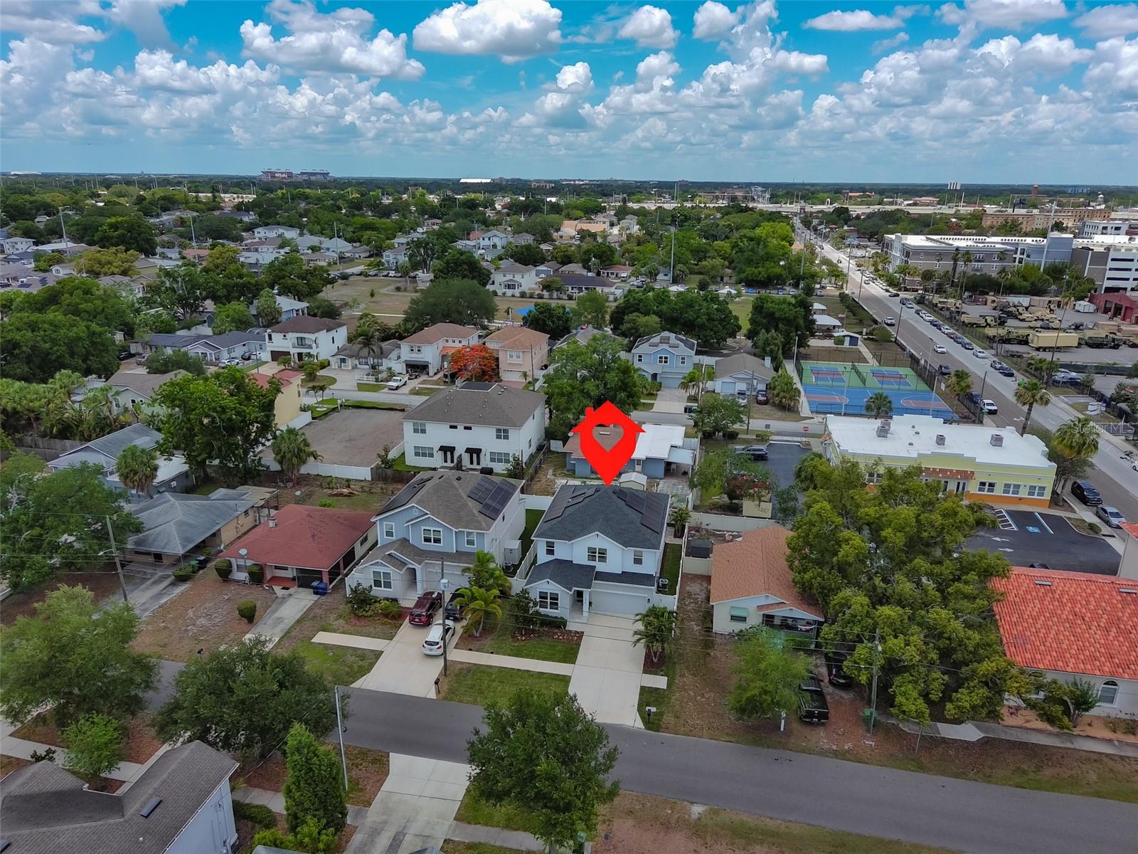 2407 W GRAY ST, TAMPA, FL, 33609