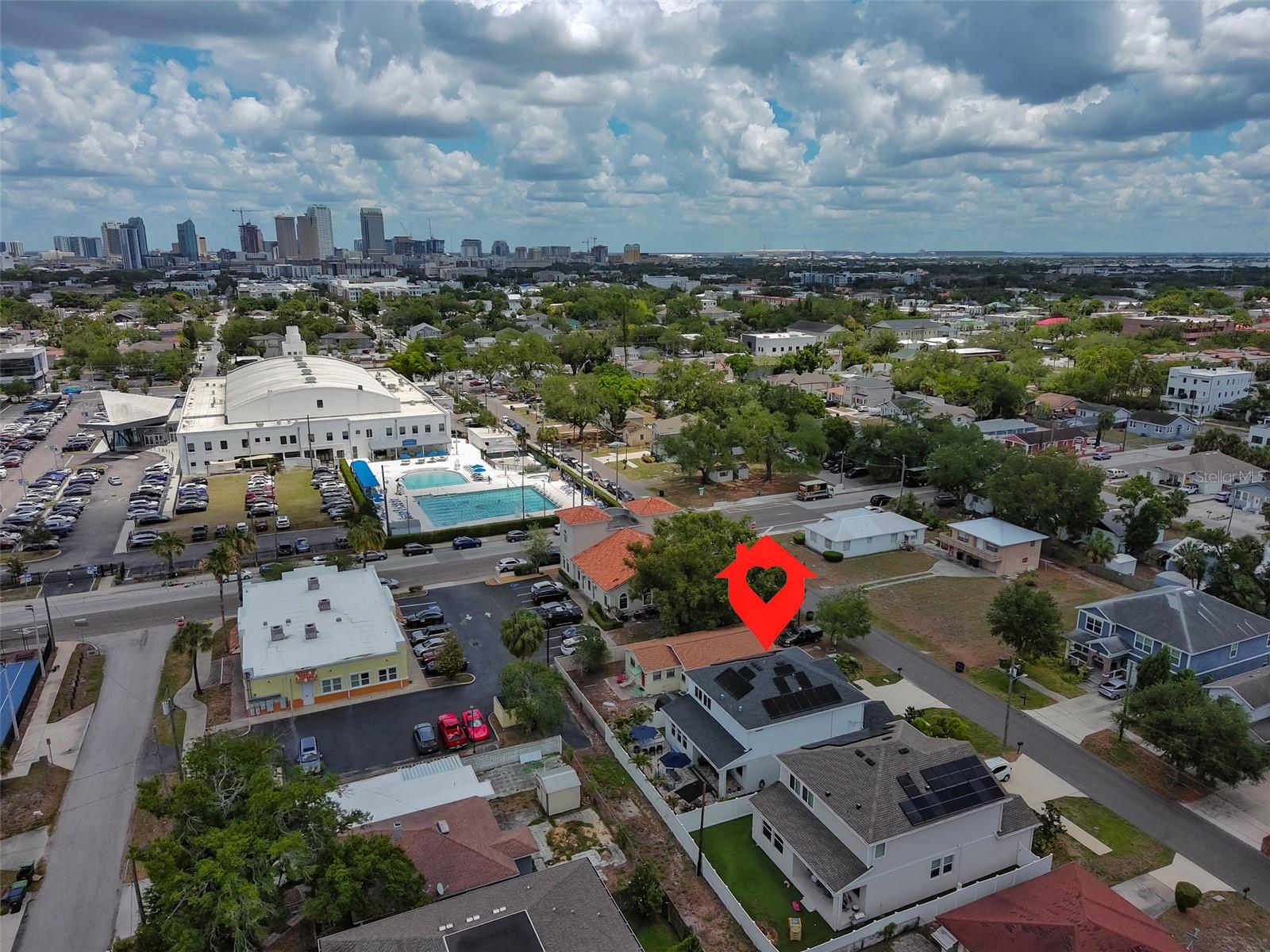 2407 W GRAY ST, TAMPA, FL, 33609