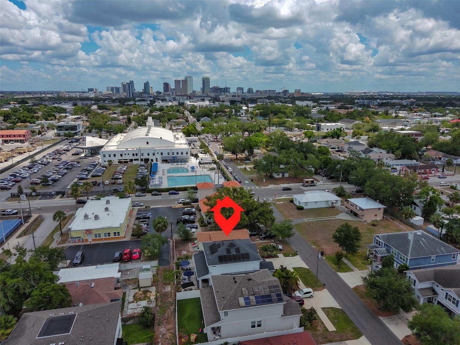 2407 W GRAY ST, TAMPA, FL, 33609
