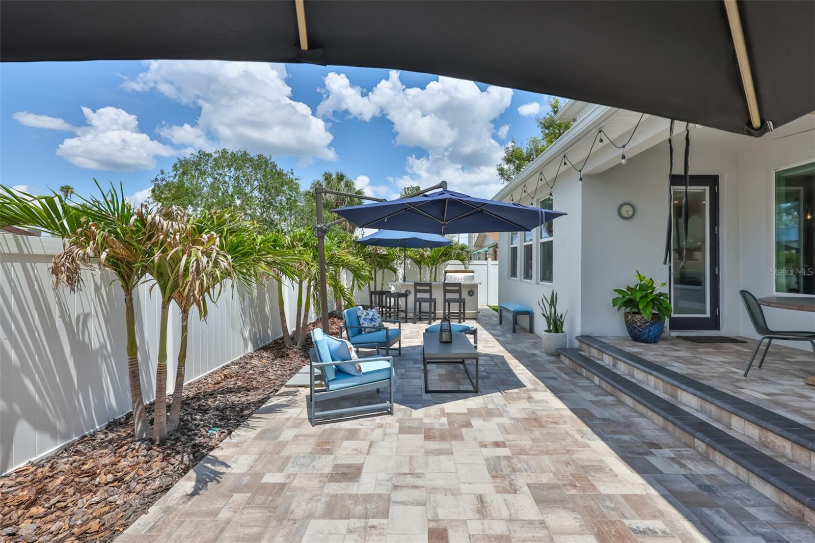2407 W GRAY ST, TAMPA, FL, 33609